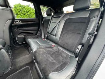 Jeep Grand Cherokee 6.4 SRT8 Auto 4WD Euro 5 5dr