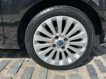 Ford Fiesta TITANIUM