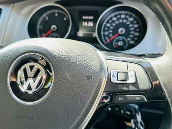 Volkswagen Golf 1.6 TDI BlueMotion Tech SE DSG Euro 6 (s/s) 5dr