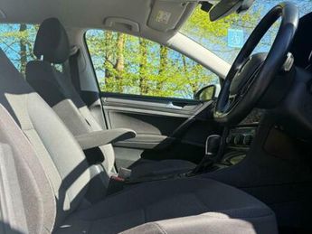 Volkswagen Golf 1.2L TSI (Petrol) SE Automatic (DSG)