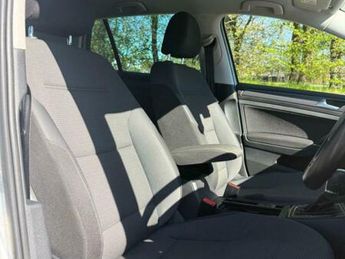 Volkswagen Golf 1.2L TSI (Petrol) SE Automatic (DSG)