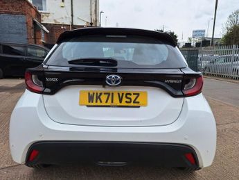 Toyota Yaris 1.5 VVT-h Icon Hatchback 5dr Petrol Hybrid E-CVT Euro 6 (s/s) (1