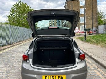 Vauxhall Astra SRI