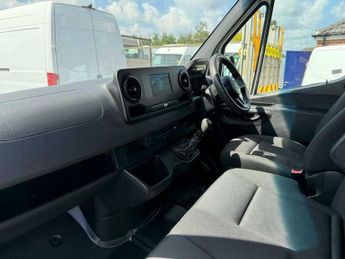 Mercedes-Benz Sprinter 2.0 315 CDI HD Progressive RWD L3 H3 Euro 6 (s/s) 5dr