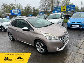 Peugeot 208 ALLURE