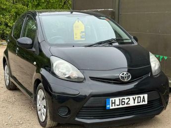 Toyota AYGO 1.0 VVT-i Ice Euro 5 5dr