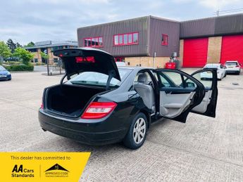 Mercedes-Benz C Class 1.6 C180K BlueEfficiency Sport Saloon 4dr Petrol Auto Euro 4 (15