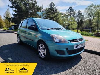 Ford Fiesta 1.6 Style Climate Hatchback 5dr Petrol Automatic (176 g/km, 99 b