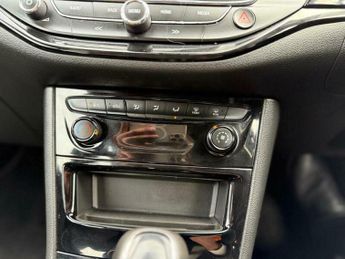 Vauxhall Astra 1.6 CDTi BlueInjection SRi Nav Auto Euro 6 (s/s) 5dr
