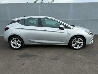 Vauxhall Astra 1.6 CDTi BlueInjection SRi Nav Auto Euro 6 (s/s) 5dr
