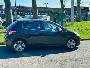 Peugeot 208 1.6 VTi Allure Auto Euro 5 5dr