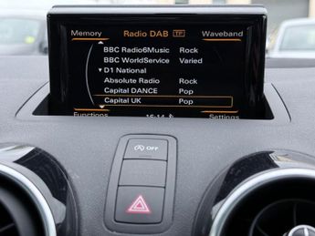 Audi A1 TFSI S LINE BLACK EDITION NAV