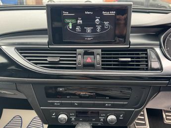Audi A6 Avant 2.0 TDI ultra Black Edition Estate 5dr Diesel S Tronic Euro 6 (s