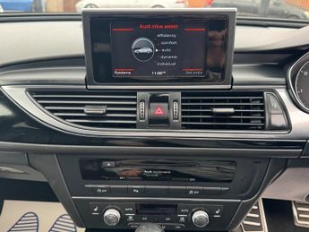 Audi A6 Avant 2.0 TDI ultra Black Edition Estate 5dr Diesel S Tronic Euro 6 (s