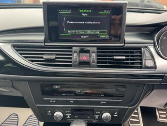 Audi A6 Avant 2.0 TDI ultra Black Edition Estate 5dr Diesel S Tronic Euro 6 (s