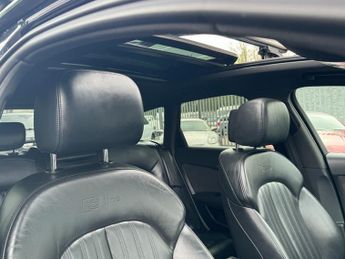 Audi A6 Avant 2.0 TDI ultra Black Edition Estate 5dr Diesel S Tronic Euro 6 (s