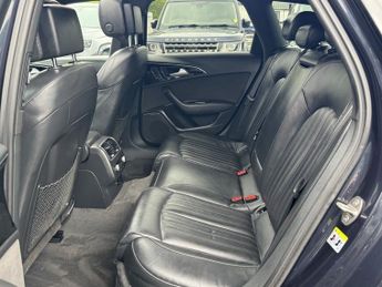 Audi A6 Avant 2.0 TDI ultra Black Edition Estate 5dr Diesel S Tronic Euro 6 (s