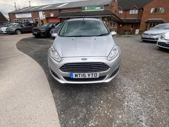 Ford Fiesta TITANIUM-LOW MILEAGE-LOW INSURANCE-GREAT SERVICE HISTORY-DAB RAD