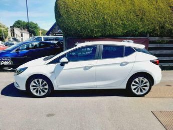 Vauxhall Astra 1.0i Turbo ecoTEC Tech Line Nav Euro 6 (s/s) 5dr