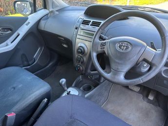 Toyota Yaris VVT-I TR MM