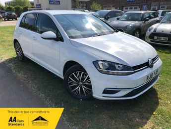 Volkswagen Golf TDi SE NAVIGATION TDI BLUEMOTION TECHNOLOGY1.6 Diesel Manual 5 Door 