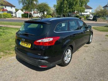 Ford Focus 1.6 Zetec Estate 5dr Petrol Powershift Euro 5 (125 ps)