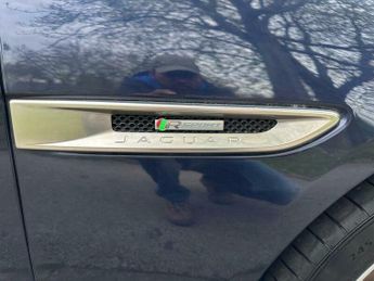 Jaguar XF 2.0d R-Sport Auto AWD Euro 6 (s/s) 4dr