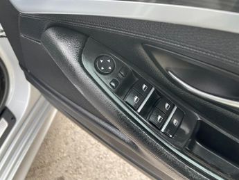 BMW 5 SERIES 530d M SPORT