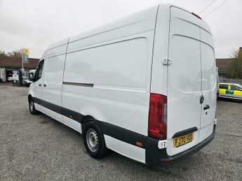 Mercedes-Benz Sprinter 2.0 315 CDI HD Progressive RWD L3 H3 Euro 6 (s/s) 5dr