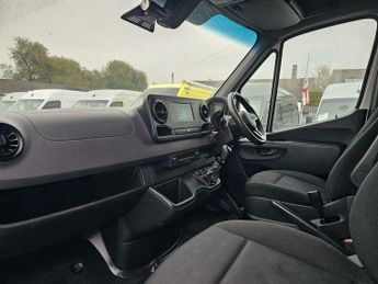 Mercedes-Benz Sprinter 2.0 315 CDI HD Progressive RWD L3 H3 Euro 6 (s/s) 5dr