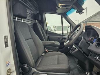 Mercedes-Benz Sprinter 2.0 315 CDI HD Progressive RWD L3 H3 Euro 6 (s/s) 5dr