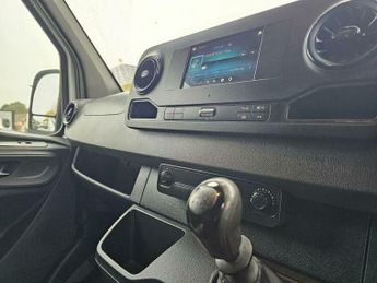 Mercedes-Benz Sprinter 2.0 315 CDI HD Progressive RWD L3 H3 Euro 6 (s/s) 5dr