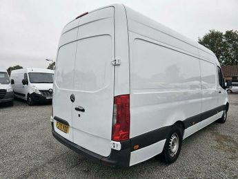 Mercedes-Benz Sprinter 2.0 315 CDI HD Progressive RWD L3 H3 Euro 6 (s/s) 5dr