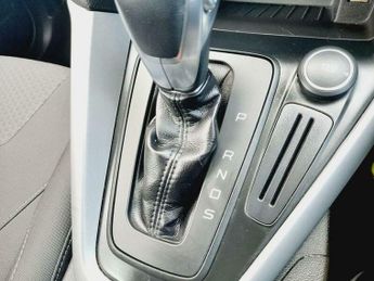 Ford Focus 1.6 Zetec Powershift Euro 6 5dr
