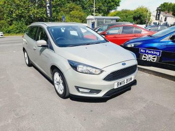 Ford Focus 1.6 Zetec Powershift Euro 6 5dr
