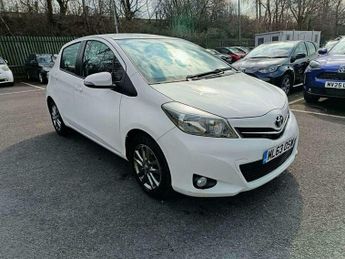 Toyota Yaris 1.33 Dual VVT-i Icon Plus Euro 5 5dr