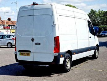 Mercedes-Benz E Class 55kWh Progressive Auto FWD L2 H2 5dr 20kW Charger