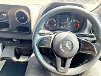 Mercedes-Benz E Class 55kWh Progressive Auto FWD L2 H2 5dr 20kW Charger