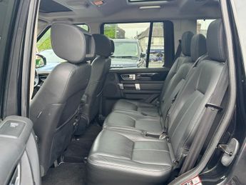 Land Rover Discovery 3.0 SD V6 Landmark SUV 5dr Diesel Auto 4WD Euro 6 (s/s) (256 bhp