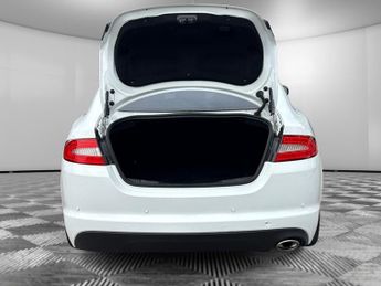 Jaguar XF D SPORT