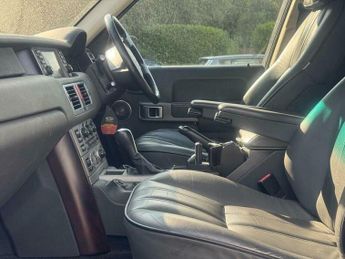 Land Rover Range Rover 4.4 V8 Vogue 5dr