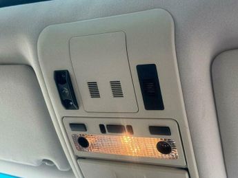 Land Rover Range Rover 4.4 V8 Vogue 5dr