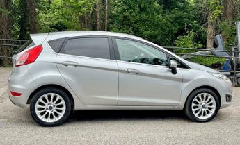Ford Fiesta 1.6 Titanium X Powershift Euro 5 5dr