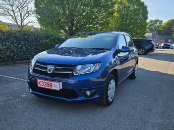 Dacia Sandero LAUREATE