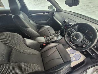 Audi A3 1.6 TDI S line Sportback S Tronic Euro 5 (s/s) 5dr
