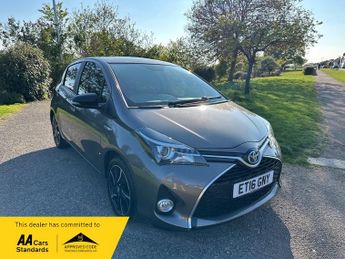 Toyota Yaris 1.5 VVT-h Design Hatchback 5dr Petrol Hybrid E-CVT Euro 6 (101 p