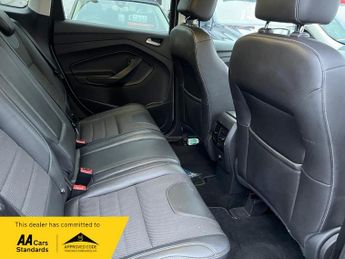 Ford Kuga TITANIUM TDCI AUTOMATIC 4x4