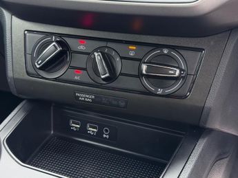 SEAT Ibiza MPI SE TECHNOLOGY
