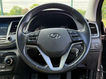 Hyundai Tucson 2.0 CRDi SE Nav Auto 4WD Euro 6 5dr