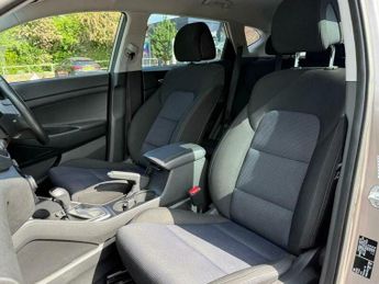 Hyundai Tucson 2.0 CRDi SE Nav Auto 4WD Euro 6 5dr